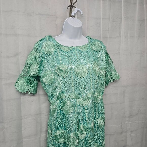 Handmade Seafoam Green Lace Crochet Floral Satin Formal Maxi formal Dress M/L - Picture 4 of 12